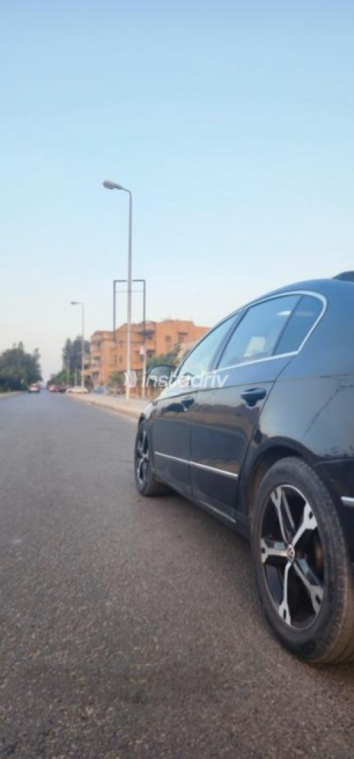 Volkswagen Passat 2006 Black Used for Sale - 4