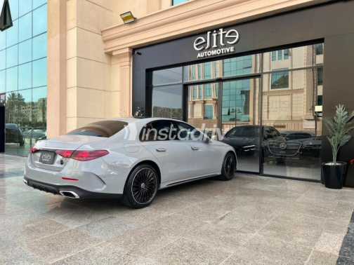 Mercedes E 200 2025 Gray Used for Sale - 3