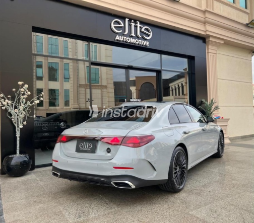 Mercedes E 200 2025 Gray Used for Sale - 9