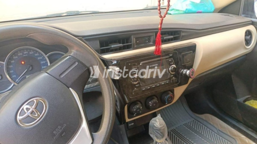 Toyota Corolla 2018 White Used for Sale - 5