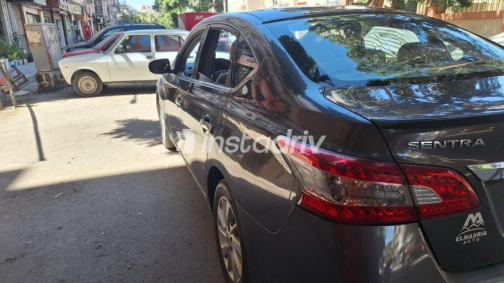 Nissan Sentra 2017 White Used for Sale - 4
