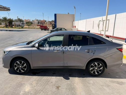 Chevrolet Optra 2026 White Used for Sale - 3