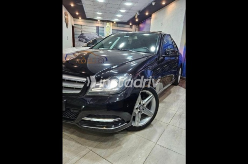 Mercedes C 250 2012 Black Used for Sale - 4