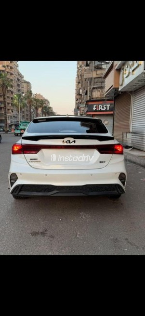 Kia Cerato 2022 White Used for Sale - 2