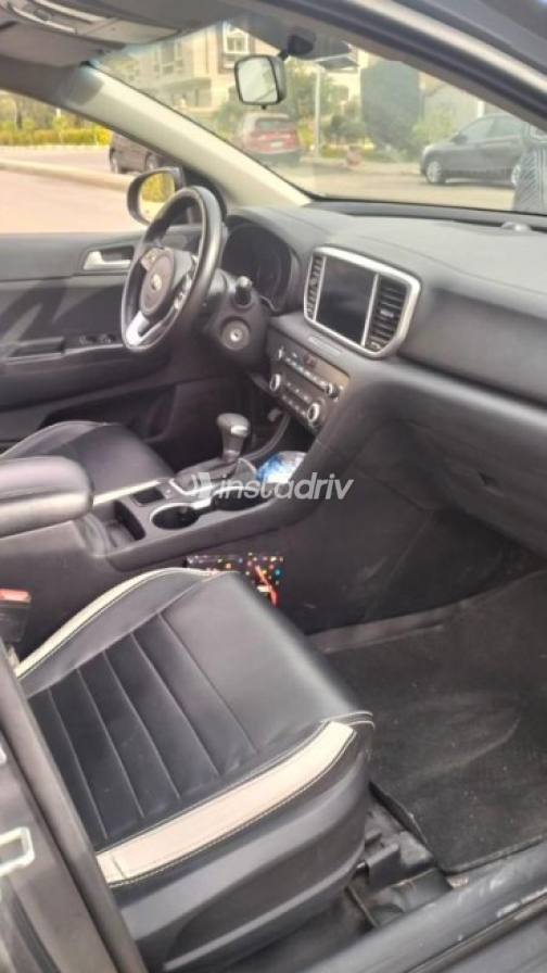 Kia Sportage 2022 White Used for Sale - 7