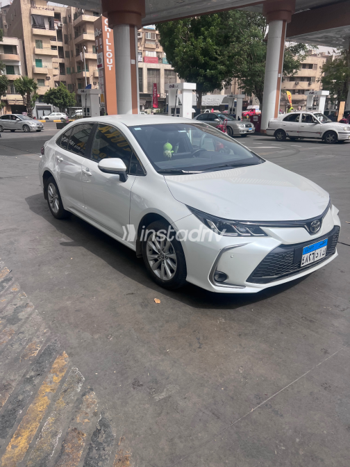 Toyota Corolla 2025 White Used for Sale - 1