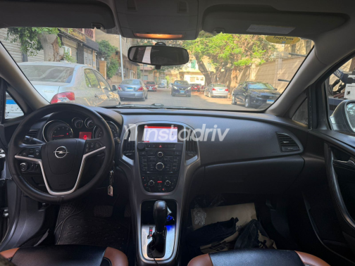 Opel Astra 2021 Gray Used for Sale - 7