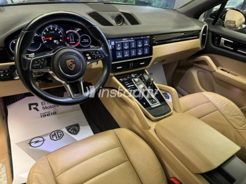 Porsche Cayenne S 2019 Black Used for Sale - 4