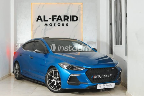 Hyundai Avante 2017 Dark Blue Used for Sale - 1