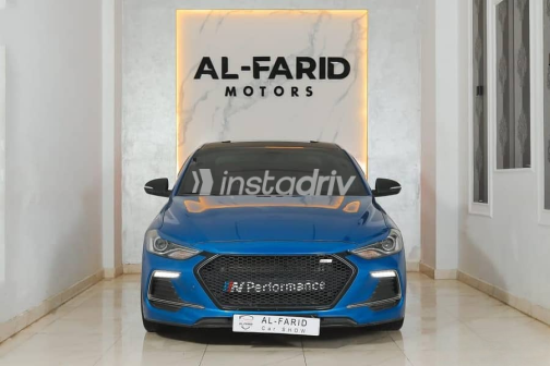 Hyundai Avante 2017 Dark Blue Used for Sale - 3