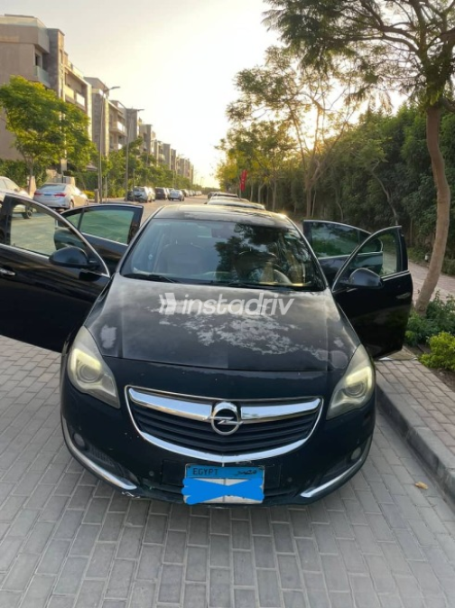 Opel Insignia 2015 Black Used for Sale - 1