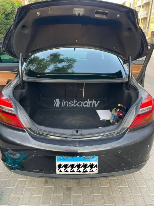 Opel Insignia 2015 Black Used for Sale - 10