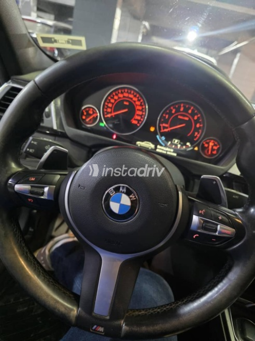 بي ام دبليو 320 2019 فضي مستعملة للبيع - 1