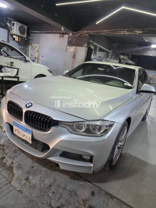 بي ام دبليو 320 2019 فضي مستعملة للبيع - 8