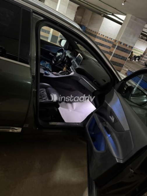 بيجو 3008 2020 زيتي مستعملة للبيع - 4
