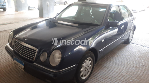 Mercedes E 240 1999 White Used for Sale - 5