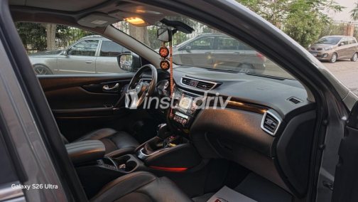 Nissan Qashqai 2019 White Used for Sale - 8