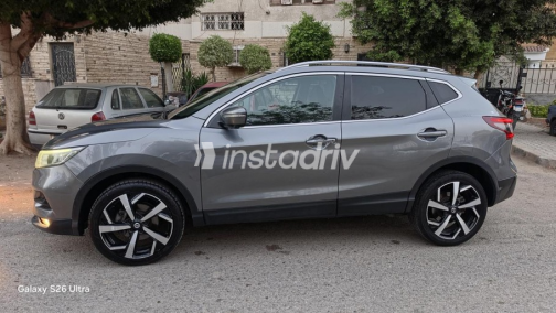 Nissan Qashqai 2019 White Used for Sale - 10