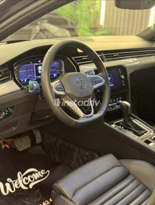Volkswagen Passat 2021 Black Used for Sale - 10