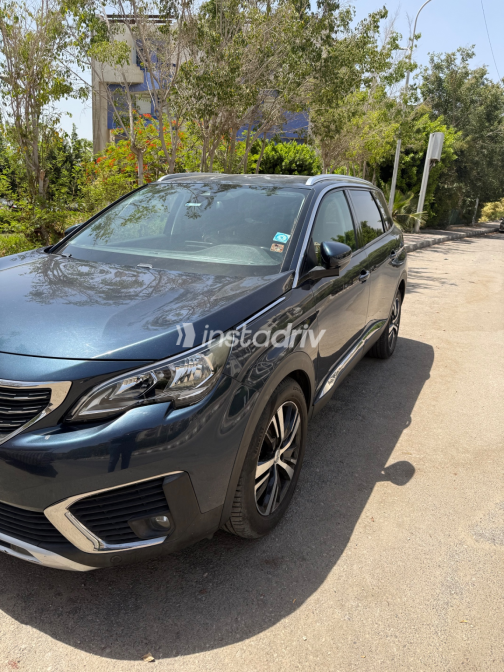 Peugeot 5008 2020 White Used for Sale - 4