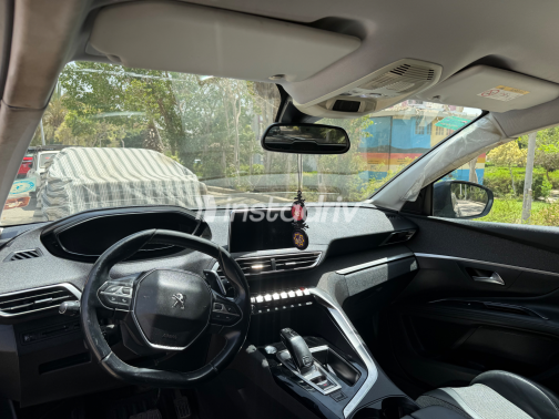 Peugeot 5008 2020 White Used for Sale - 5