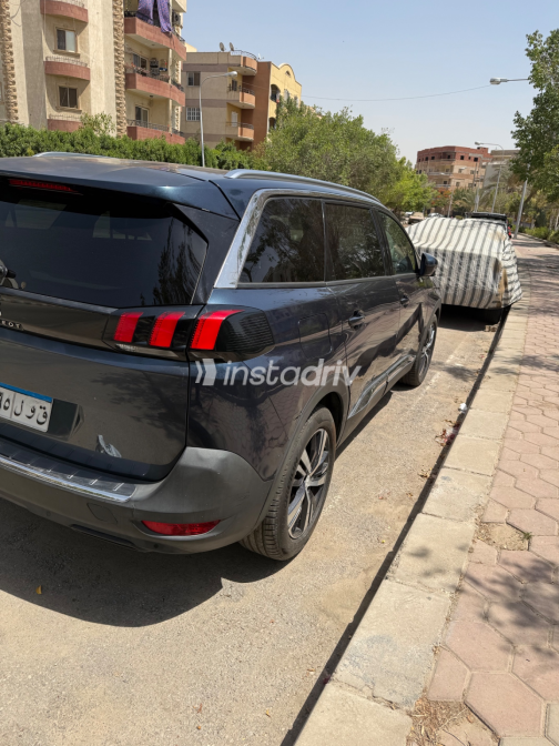 Peugeot 5008 2020 White Used for Sale - 7
