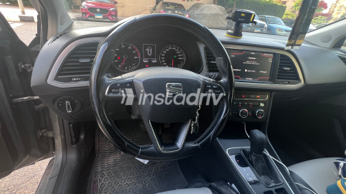 Seat Leon 2018 Gray Used for Sale - 5