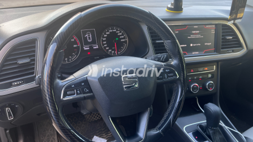 Seat Leon 2018 Gray Used for Sale - 8