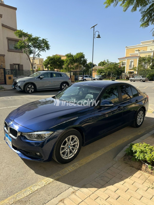 BMW 318 2018 White Used for Sale - 2