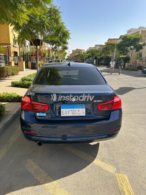 BMW 318 2018 White Used for Sale - 5