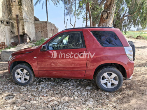 سوزوكى جراند فيتارا 2009 أحمر يدوي مستعملة للبيع في الإسكندرية - 7