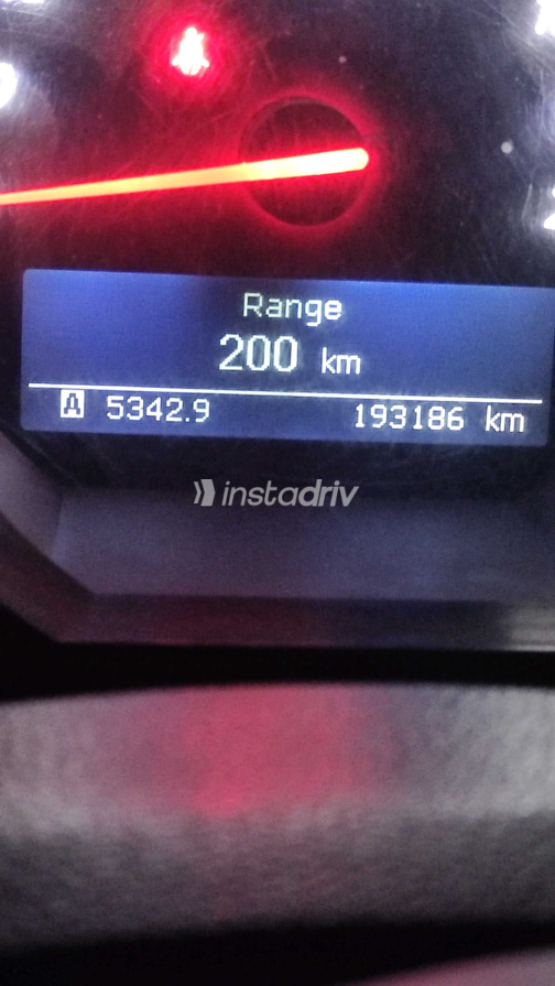 سوزوكى جراند فيتارا 2009 أحمر يدوي مستعملة للبيع في الإسكندرية - 8
