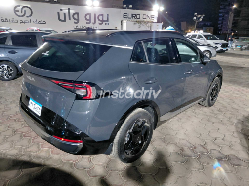 كيا سبورتاج 2026 رمادي أوتوماتيك مستعملة للبيع في مدينة نصر - 3