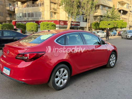 اوبل أسترا 2021 أحمر أوتوماتيك مستعملة للبيع في مصر الجديدة - 10
