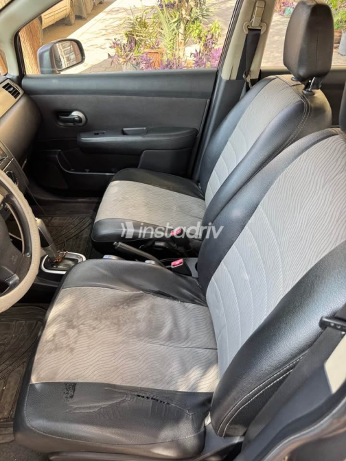 Nissan Tiida 2009 Gray Automatic Used for Sale in Sheraton - 7
