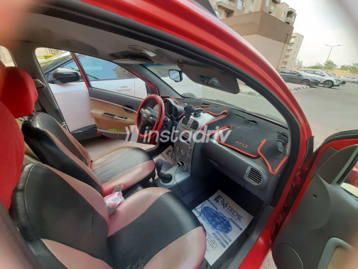اسبيرانزا A213 2009 أحمر يدوي مستعملة للبيع في القاهرة - 4