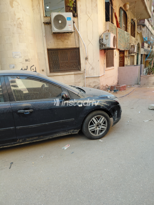 Ford Focus 2006 White Automatic Used for Sale in Cairo - 3