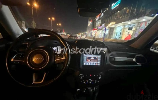 Jeep Renegade 2018 Black Automatic Used for Sale in Cairo - 3