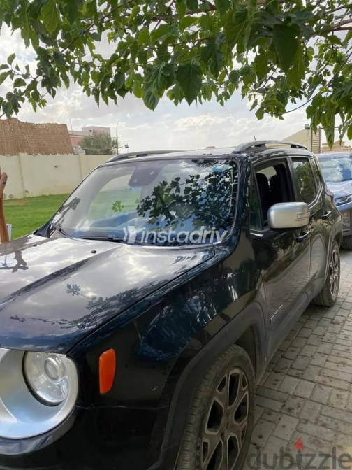 Jeep Renegade 2018 Black Automatic Used for Sale in Cairo - 4