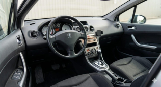 Peugeot 308 2008 Silver Automatic Used for Sale in Tanta
