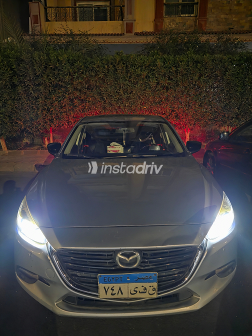 Mazda 3 2019 Dark Gray Automatic Used for Sale in Cairo - 10
