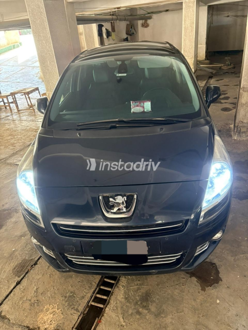 Peugeot 5008 2014 White Automatic Used for Sale in Maadi - 2