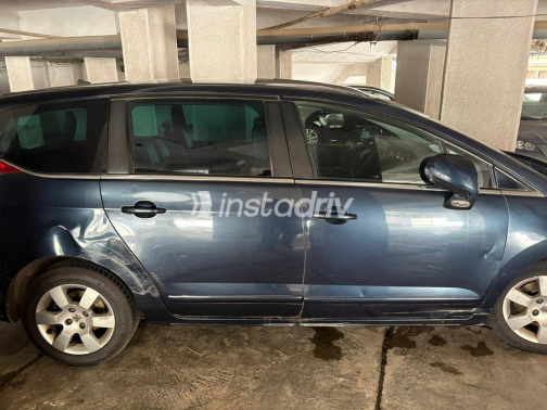 Peugeot 5008 2014 White Automatic Used for Sale in Maadi - 3