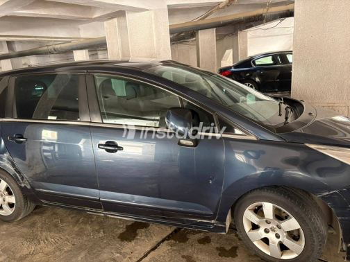 Peugeot 5008 2014 White Automatic Used for Sale in Maadi - 5