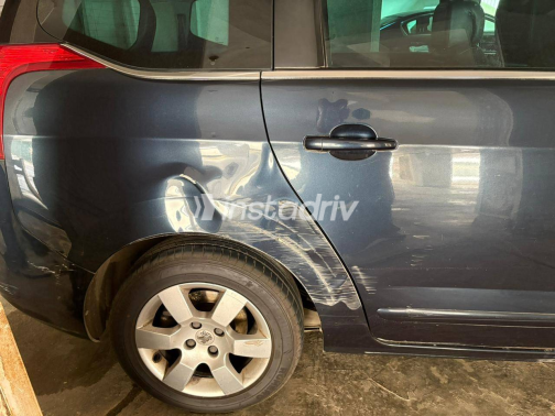 Peugeot 5008 2014 White Automatic Used for Sale in Maadi - 10