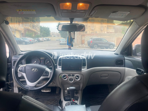 Hyundai Accent 2006 Gray Automatic Used for Sale in Cairo - 2