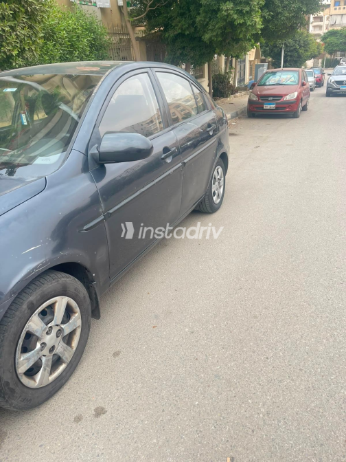 Hyundai Accent 2006 Gray Automatic Used for Sale in Cairo - 4