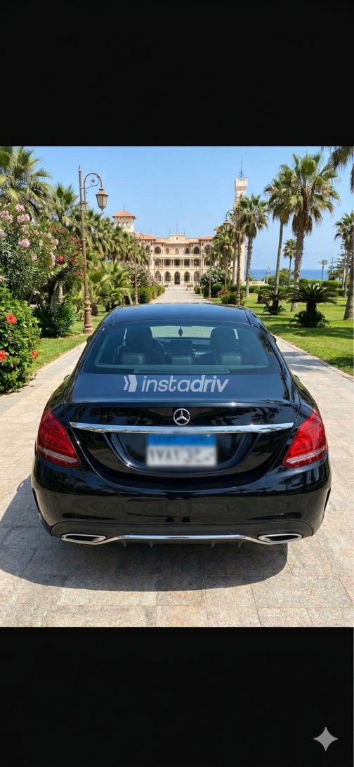 Mercedes C 200 2021 Black Automatic Used for Sale in Alexandria - 9