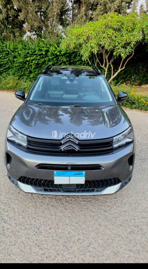 Citroën C5 Aircross 2024 Dark Gray Automatic Used for Sale in Giza - 8