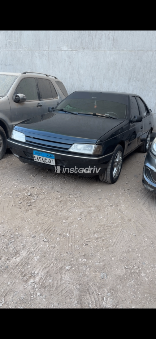 بيجو 405 1993 أخضر يدوي مستعملة للبيع في مصر الجديدة - 5